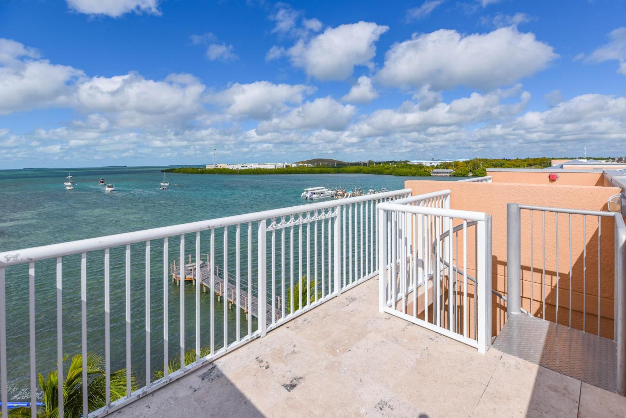 Beachside Resort & Residences Key West Exterior photo