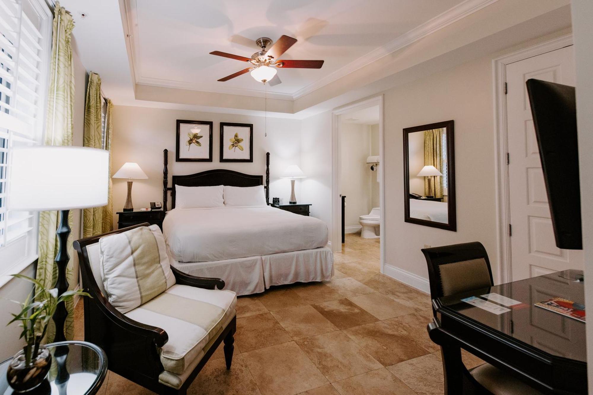 Beachside Resort & Residences Key West Room photo